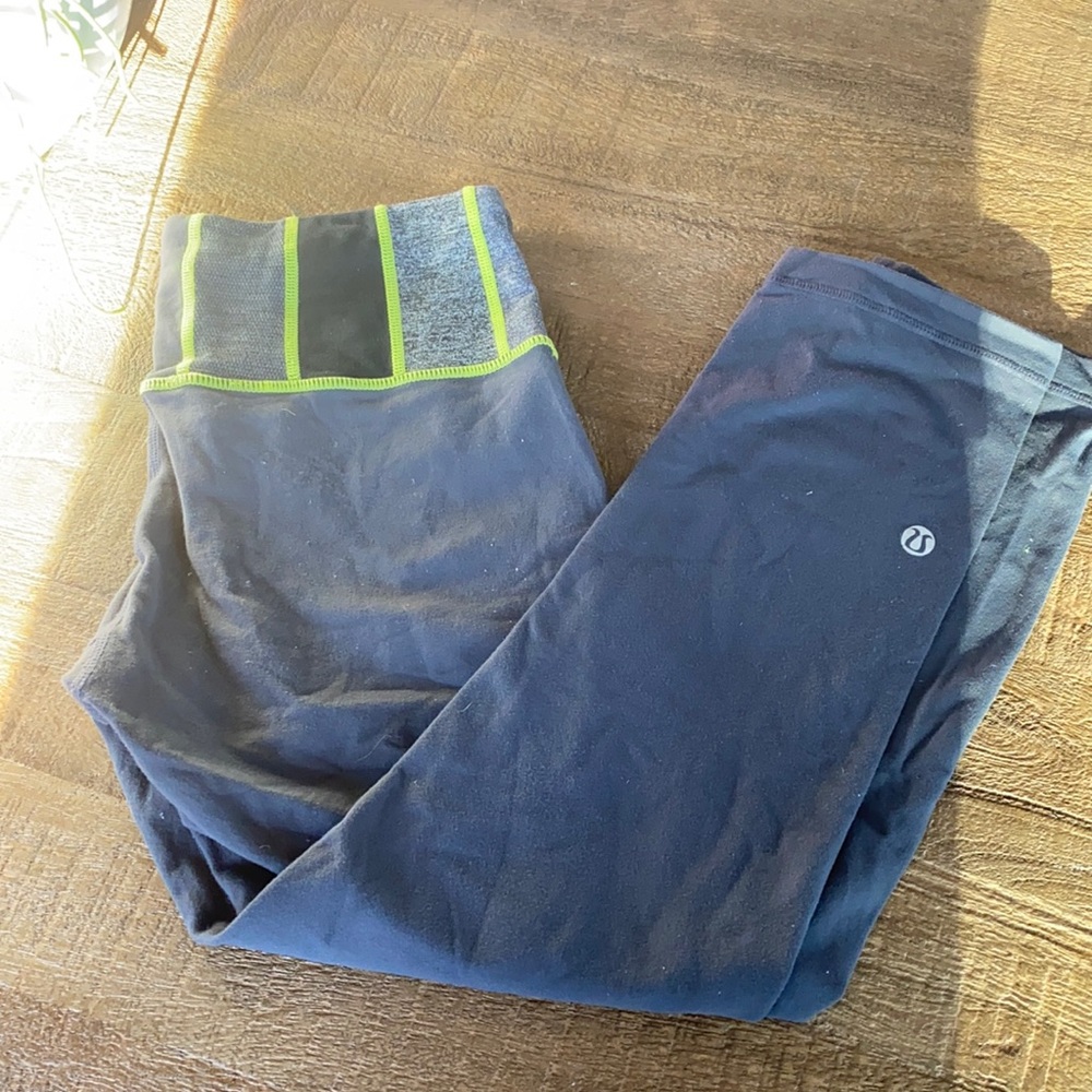 Lululemon cropped leggings